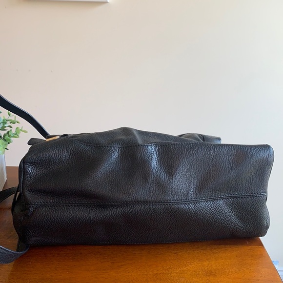 BOTKIER black leather tote bag purse with crossbody strap✨ - Picture 8 of 9